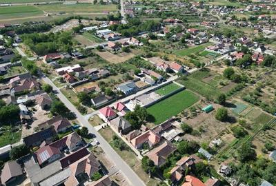 Casa cu teren de 2171 mp, zona centrala ?imand - 1