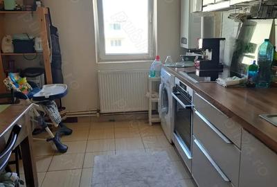 Apartament 3 camere de vanzare Zimnicea - 2