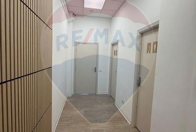 Spațiu comercial, de 140 mp, în 1 Mai - 5