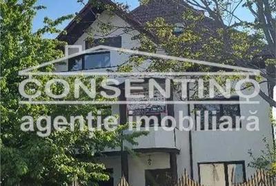 Apartament cu 6 camere în Central - 1