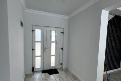 Casă cu 4 camere cu Teren 700 Mp în Horia - 11