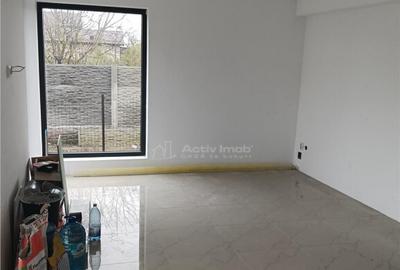 Casă cu 4 camere cu Teren 400 Mp în Buda - 12