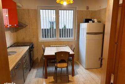 Casă cu 6 camere cu Teren 310 Mp în Apărătorii Patriei - 2