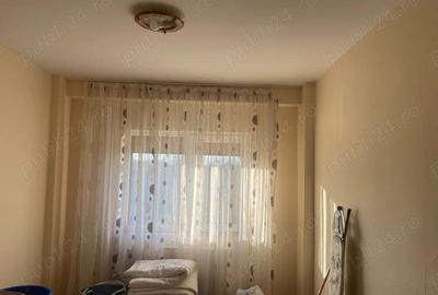 Apartament central 3 camere - 4