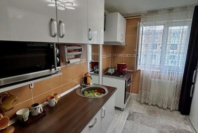 Apartament cu 2 camere semidecomandat în Central - 1