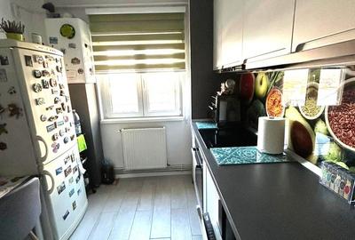 Apartament cu 2 camere decomandat în 13 Decembrie - 4