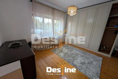 Casă cu 6 camere cu Canalizare în Bucium