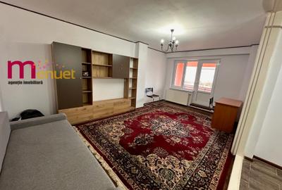 Apartament 3 camere ,zona Biserica cu Ceas,etaj 2 - 1