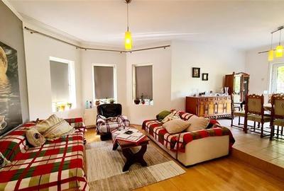EXCLUSIVITATE , Vila Braytim, 4 dormitoare, garaj, strada linistita.