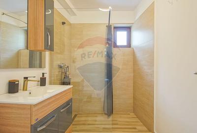 Apartament cu 2 camere decomandat, mobilat în Schei - 7