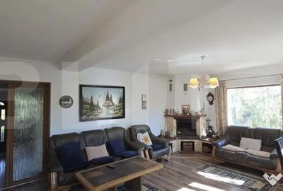 Casă cu 4 camere cu Teren 902 Mp în Central - 16
