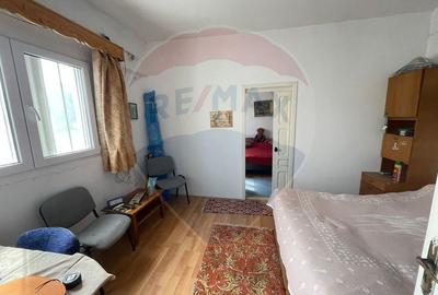 Casă individuală cu 3 camere cu Canalizare în Nord-Est - 7