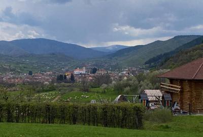 Teren de 2455 mp, în Rășinari - 1