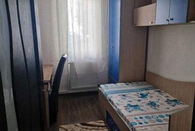 Apartament cu 3 camere semidecomandat în Central - 3