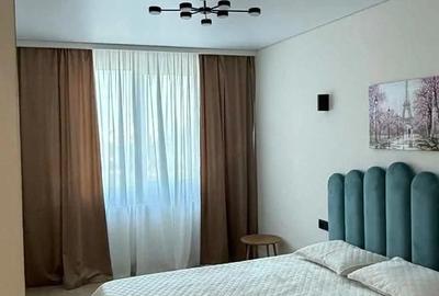 Apartament cu 2 camere decomandat în Obor