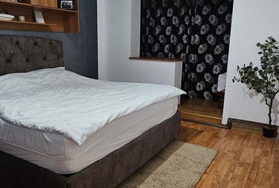 Apartament cu 4 camere decomandat în Cornitoiu - 3