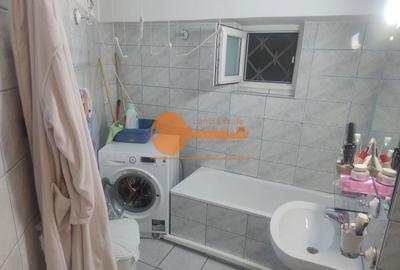 Apartament cu 3 camere semidecomandat, mobilat în Drumul Sării - 7