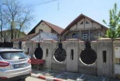 Casă cu 5 camere cu Teren 670 Mp în Central - 3