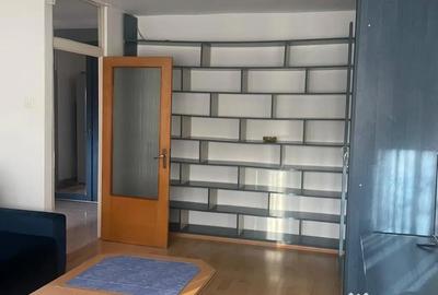 Garsonieră decomandată în Tei - 3