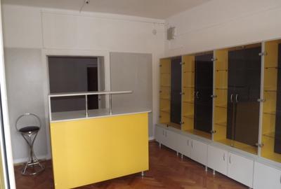 Spațiu comercial, de 78 mp, în Complex Studențesc - 2