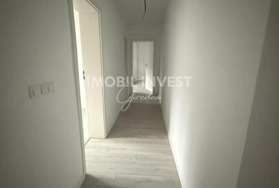Apartament cu 3 camere în Central - 2