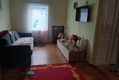 Casă cu Teren 2100 Mp în Central - 3