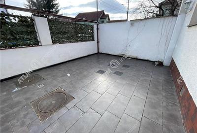 Spațiu comercial, de 130 mp, în Central - 15