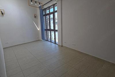 Casă cu Teren 200 Mp în Central - 5