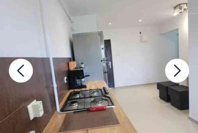 Apartament cu 2 camere decomandat în Micro 3 - 4