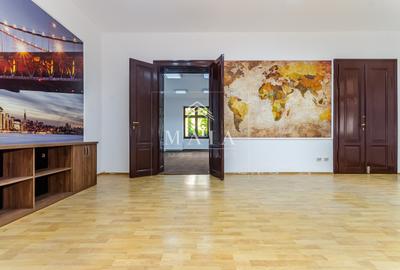 Spatiu 4 camere, 120 mp, curte proprie cu acces auto, zona centrala - 12