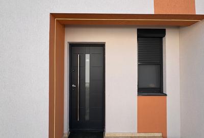 Duplex cu 4 camere cu Canalizare în Prelungirea Ghencea - 2
