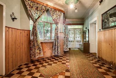 Casa solida cu 4 camere, demisol si garaj - Pecica - 11