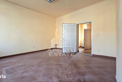 Spațiu comercial, de 100 mp, în Bălcescu - 7