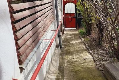 Casă cu 3 camere cu Teren 803 Mp în Central - 10