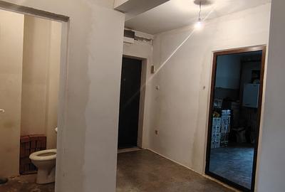 Apartament cu 3 camere decomandat în Central - 10