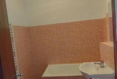 Apartament cu 2 camere decomandat în Central - 4