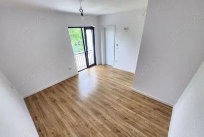 Duplex de vanzare, zona Plopi - 3