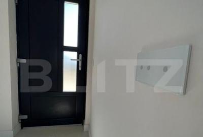 Casă cu 4 camere cu Teren 300 Mp în Central