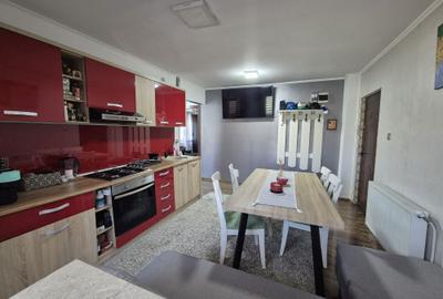 Apartament cu 2 camere decomandat în Baciu - 2