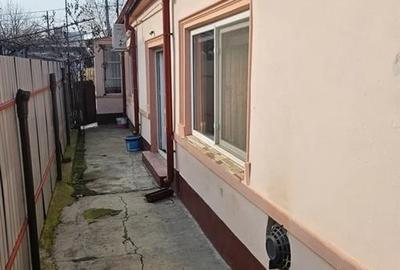 Casă cu 2 camere cu Teren 157 Mp în Central