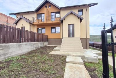 Casă individuală cu 3 camere cu Canalizare în Miroslava - 1