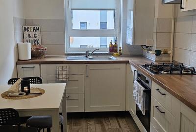 Apartament cu 2 camere decomandat în Avantgarden