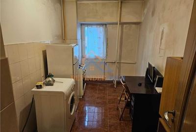 Garsoniera de vanzare, zona Mall Vitan - 6