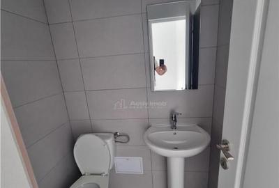 Spațiu comercial, de 70 mp, în Libertății - 4