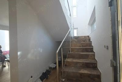 Casa tunari 4 camere str paris - 6