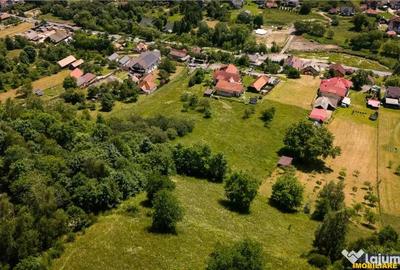 Teren de 2327 mp, în Județean - 6