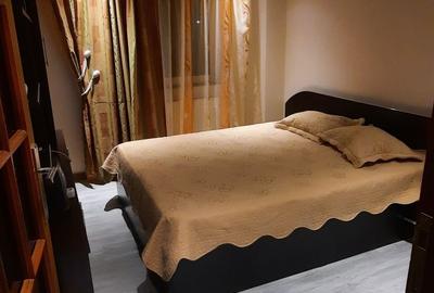 Apartament cu 3 camere în Central - 1