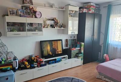 Apartament 2 camere zona KM 4-5