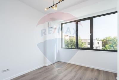 Casă cu 5 camere cu Teren 150 Mp în Central - 6