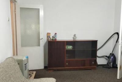 Apartament 2 camere, etaj 1/4 zona Malu Rosu - 2